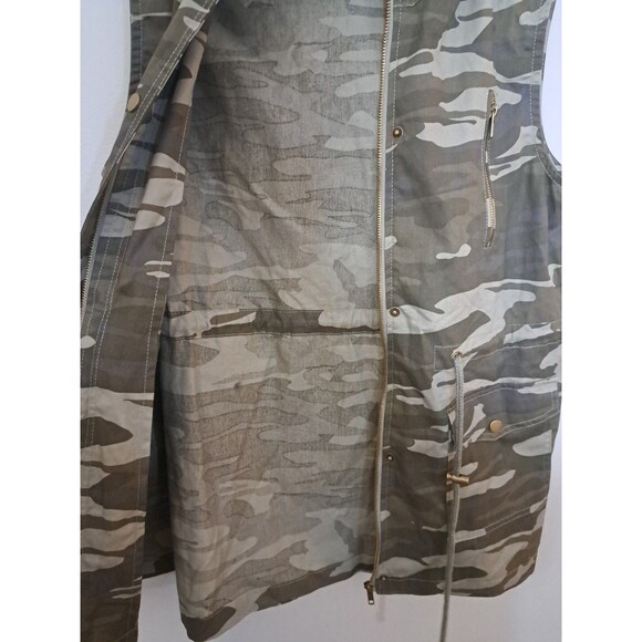 Zenana Outfitters Utility Vest Camo Hooded Sleeveless Jacket Women's Medium - Picture 6 of 9